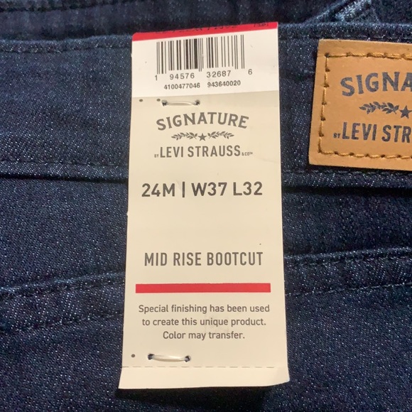 🆕Signature Levi Strauss Ladies Jeans - Picture 14 of 15